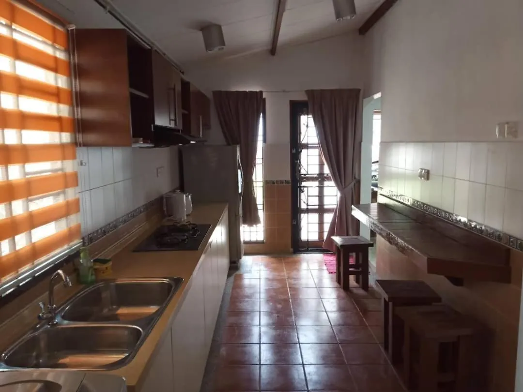 Homestay Larkin, Jalan Sukarela Johor Bahru Nyaraló